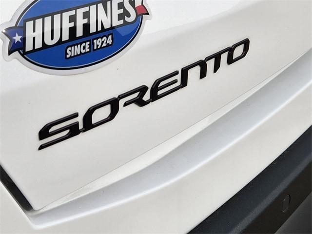 used 2025 Kia Sorento car, priced at $37,777