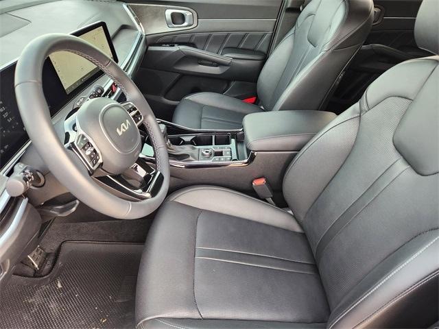 used 2025 Kia Sorento car, priced at $37,777