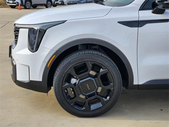 used 2025 Kia Sorento car, priced at $37,777