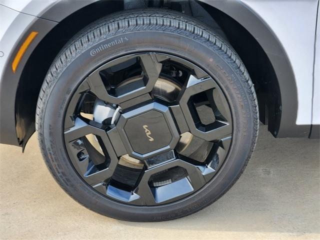 used 2025 Kia Sorento car, priced at $37,777