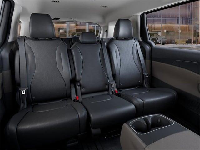 new 2025 Kia Carnival Hybrid car, priced at $40,879