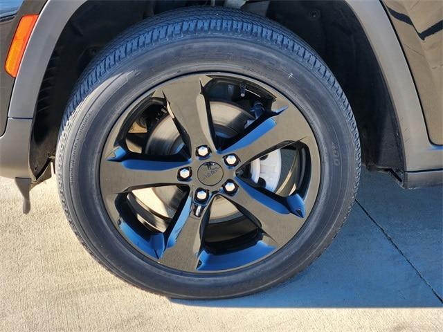 used 2022 Jeep Grand Cherokee car, priced at $25,977