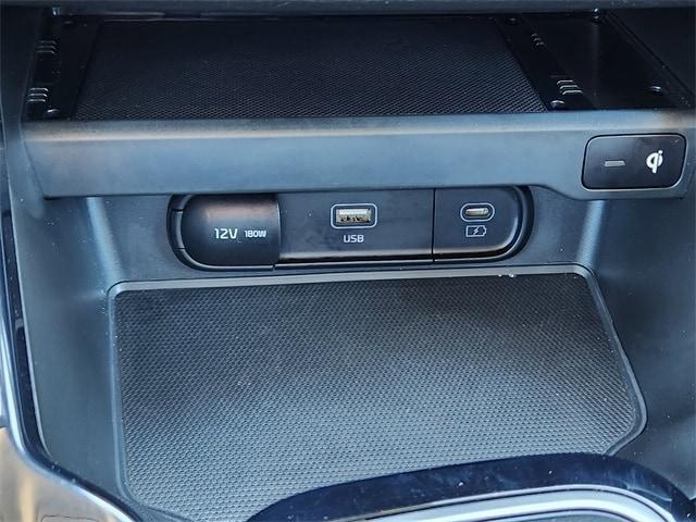 used 2025 Kia Soul car, priced at $21,977