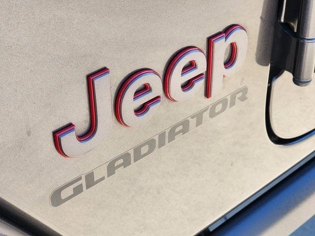 used 2022 Jeep Gladiator car, priced at $30,212