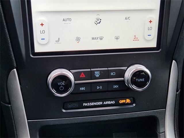 used 2024 Ford Edge car, priced at $21,977