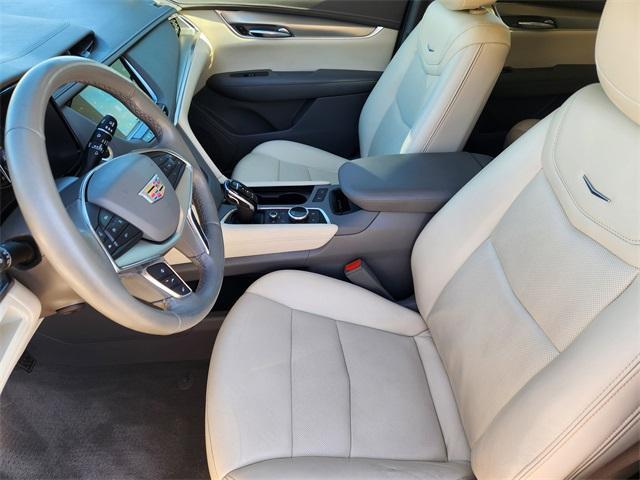 used 2021 Cadillac XT5 car, priced at $18,977
