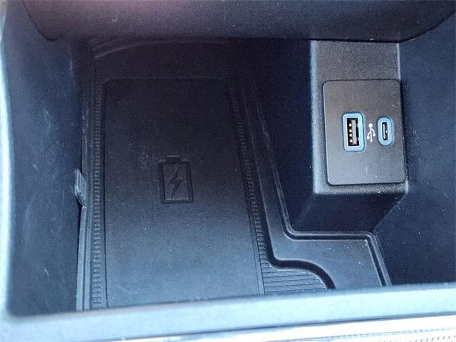 used 2021 Ford Edge car, priced at $16,277