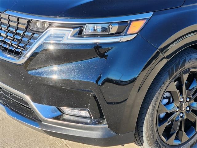 used 2024 Kia Carnival car, priced at $40,977