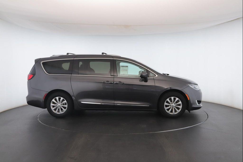 used 2018 Chrysler Pacifica car, priced at $15,900
