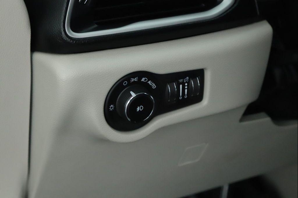 used 2018 Chrysler Pacifica car, priced at $15,900