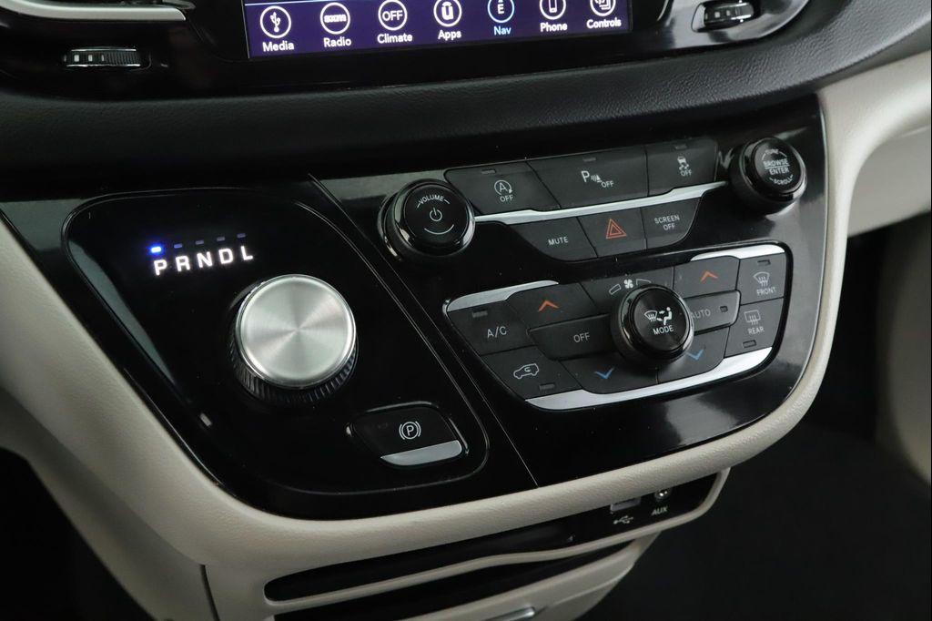 used 2018 Chrysler Pacifica car, priced at $15,900