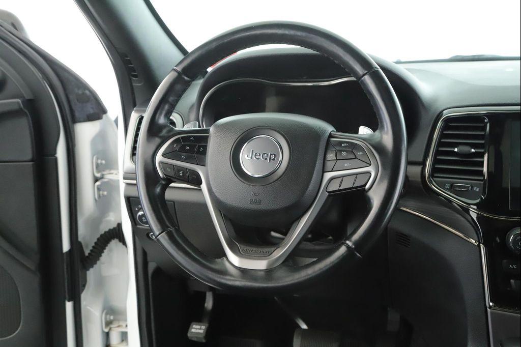 used 2021 Jeep Grand Cherokee car, priced at $28,900