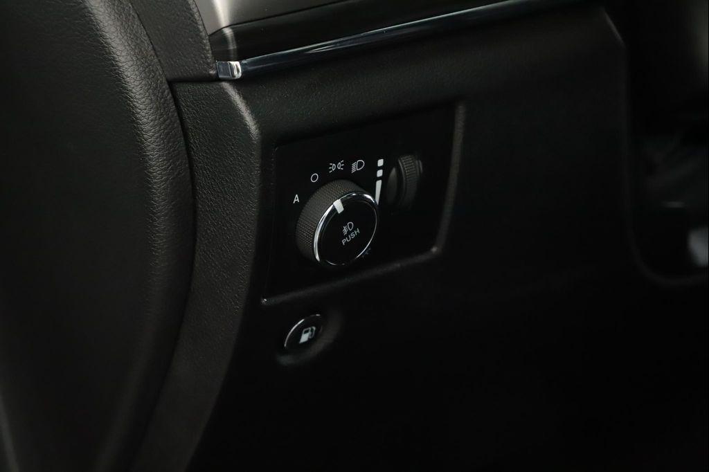 used 2019 Jeep Grand Cherokee car, priced at $18,900