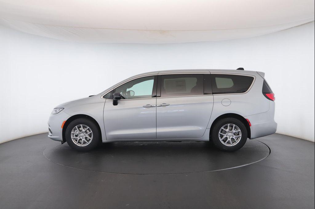 new 2026 Chrysler Pacifica car, priced at $44,957