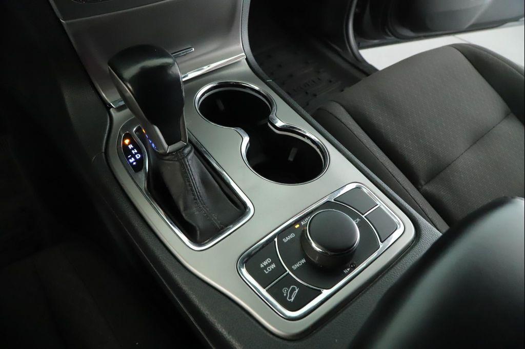 used 2020 Jeep Grand Cherokee car, priced at $16,075