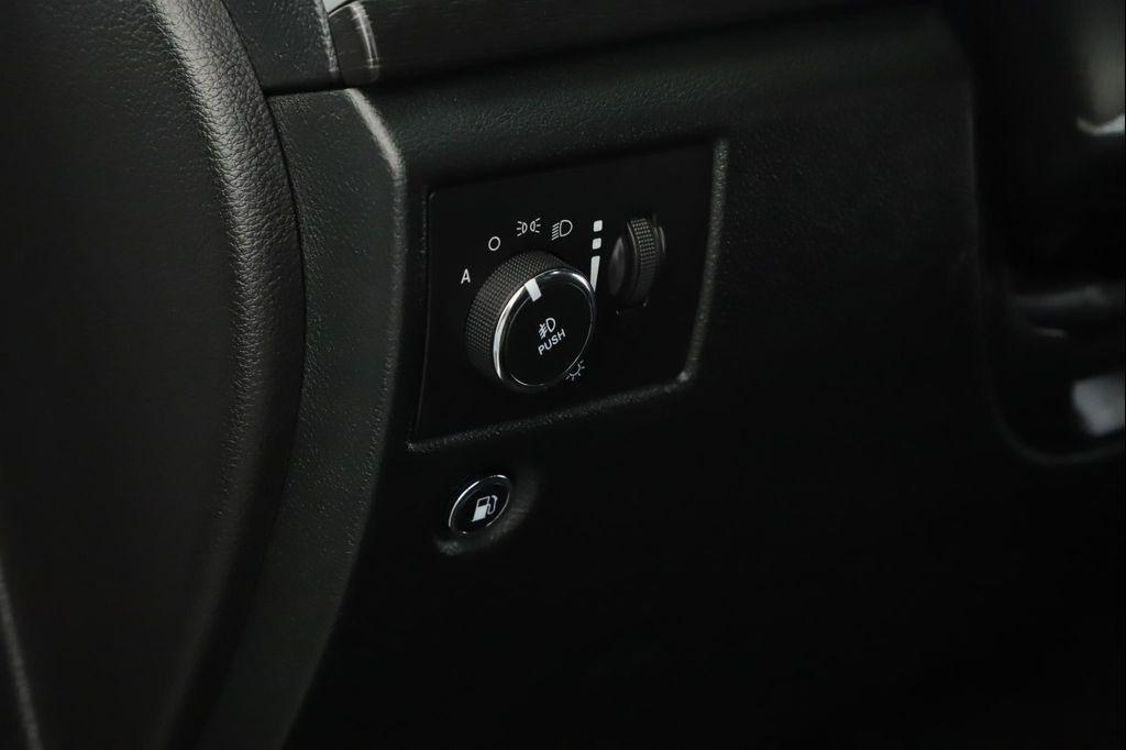 used 2015 Jeep Grand Cherokee car, priced at $16,900