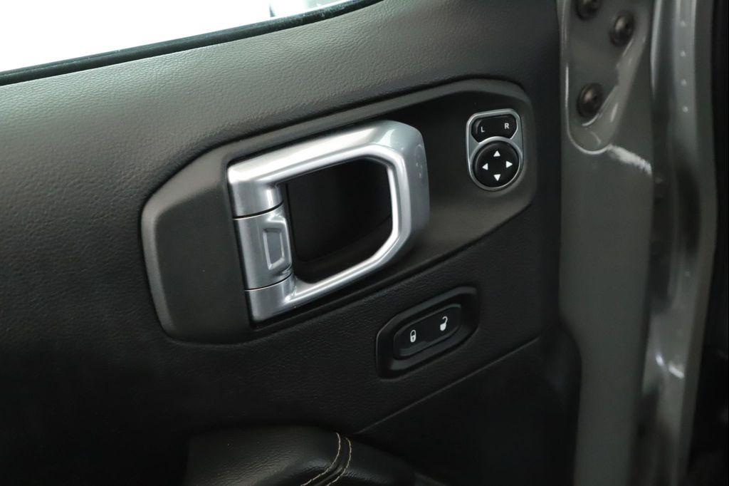 used 2021 Jeep Gladiator car, priced at $18,900