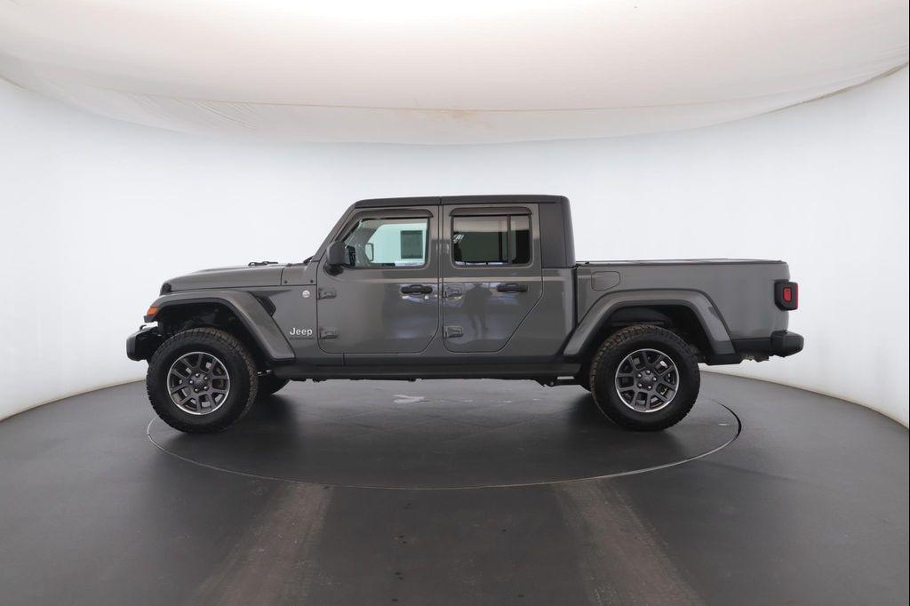 used 2021 Jeep Gladiator car, priced at $18,900