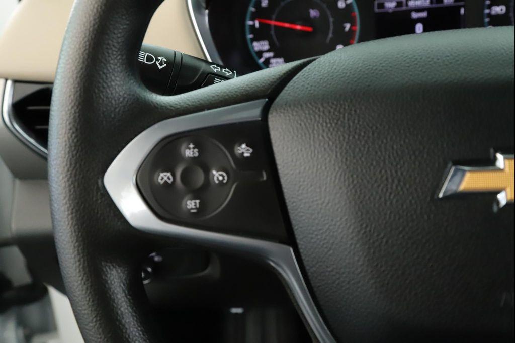 used 2023 Chevrolet Traverse car, priced at $22,900