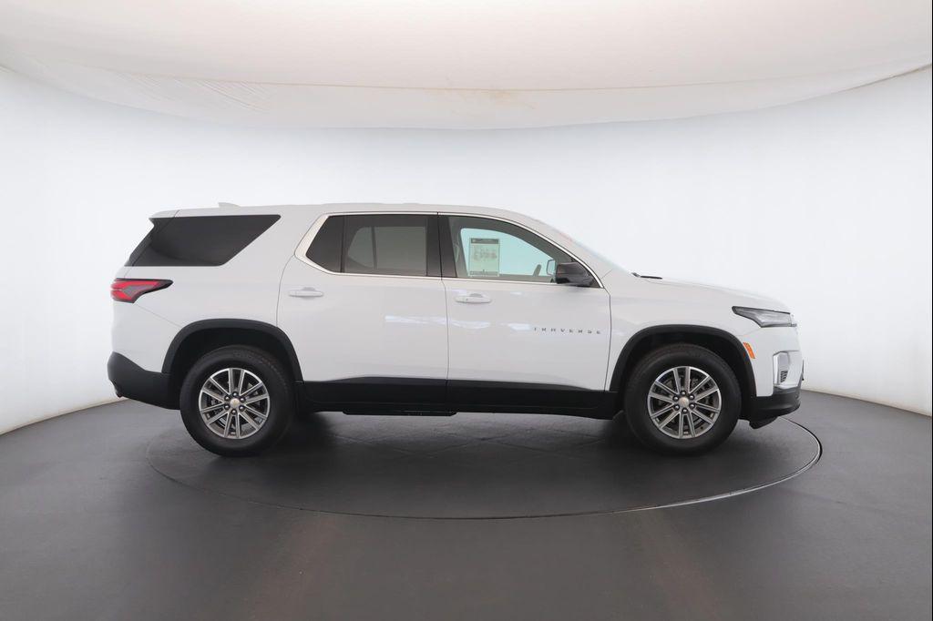 used 2023 Chevrolet Traverse car, priced at $22,900