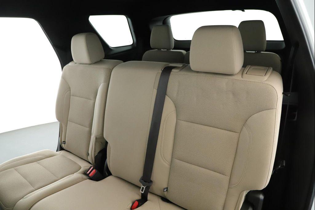 used 2023 Chevrolet Traverse car, priced at $22,900