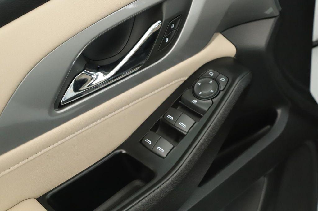 used 2023 Chevrolet Traverse car, priced at $22,900