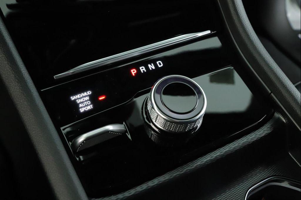 new 2025 Jeep Grand Cherokee car, priced at $49,452