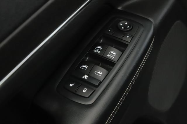 used 2017 Jeep Grand Cherokee car, priced at $15,900