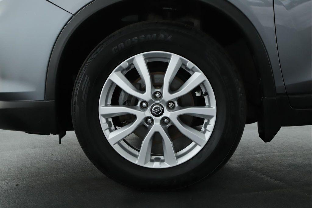 used 2020 Nissan Rogue car, priced at $15,900