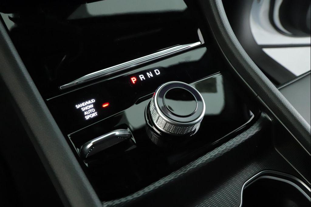 new 2025 Jeep Grand Cherokee car, priced at $52,299