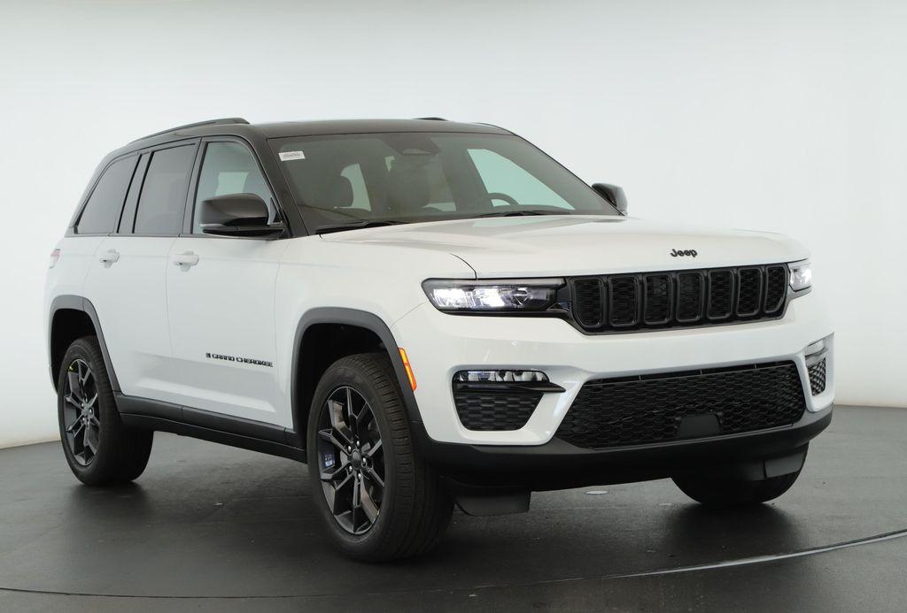 new 2025 Jeep Grand Cherokee car, priced at $52,299