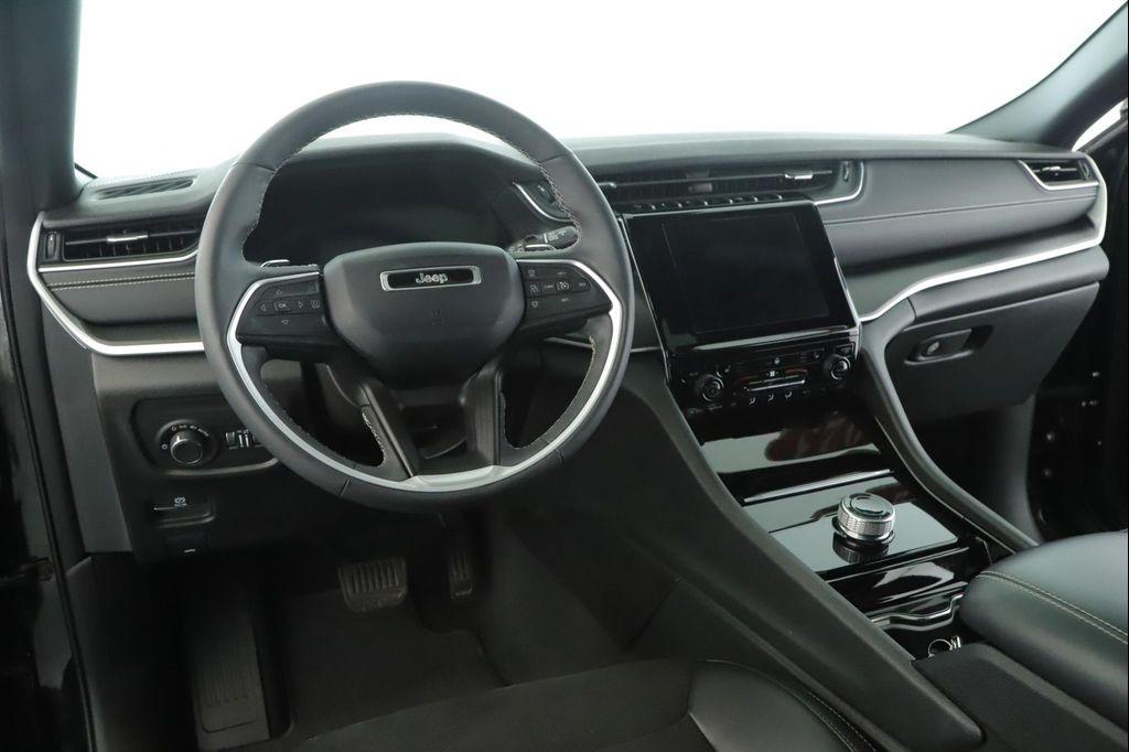 used 2023 Jeep Grand Cherokee car, priced at $32,500
