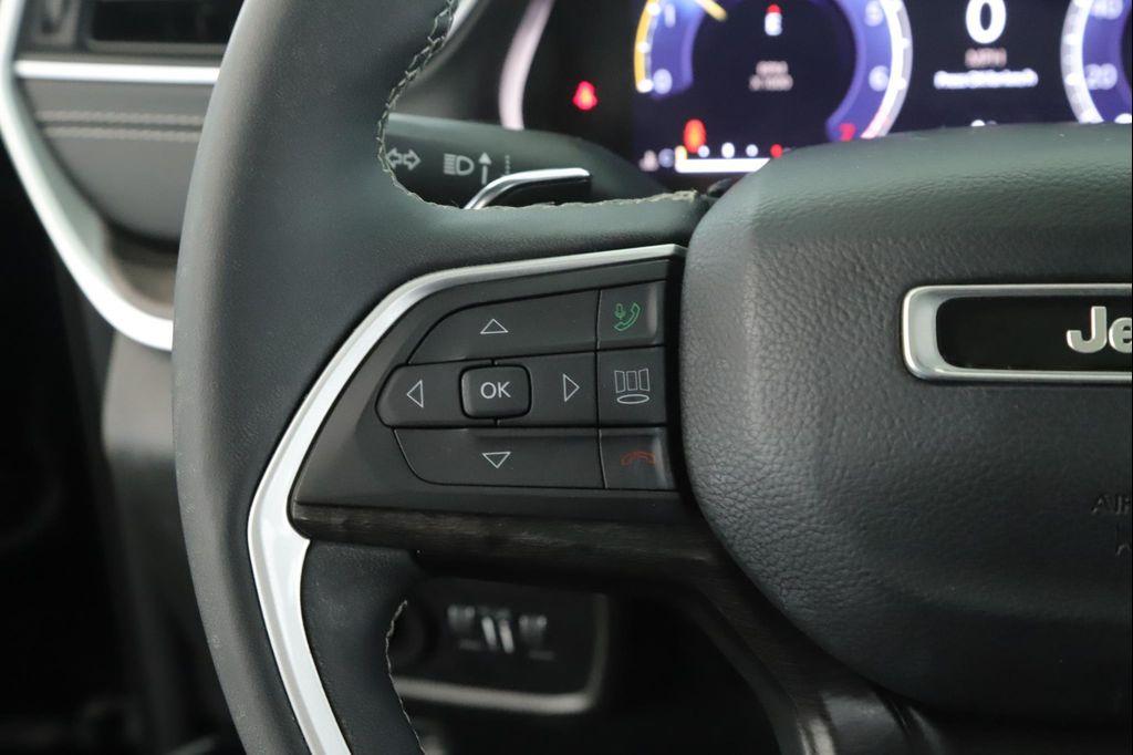 used 2023 Jeep Grand Cherokee car, priced at $33,900
