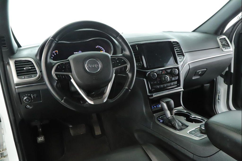 used 2022 Jeep Grand Cherokee car, priced at $28,500