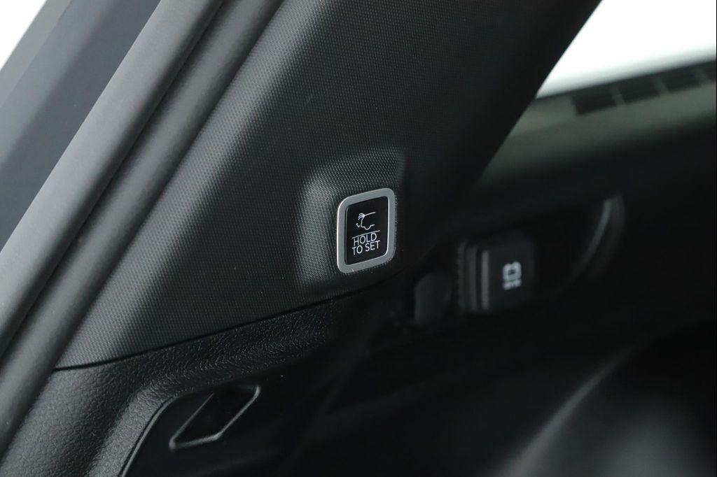 used 2023 Jeep Grand Cherokee car, priced at $34,900