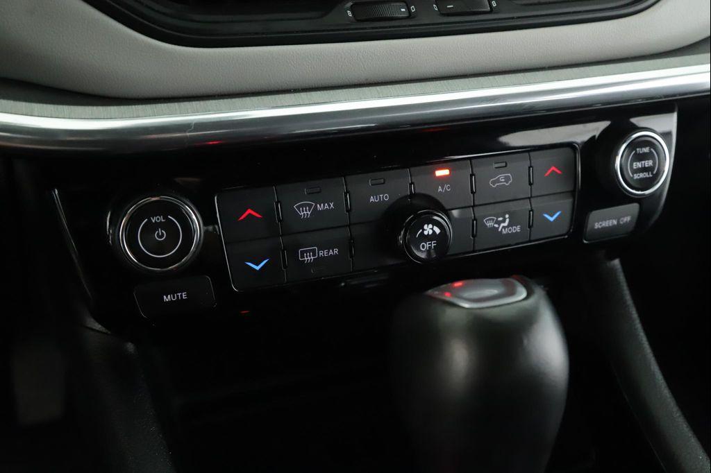 used 2023 Jeep Compass car, priced at $26,900