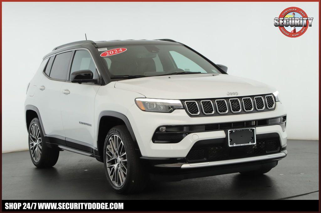 used 2023 Jeep Compass car, priced at $26,900
