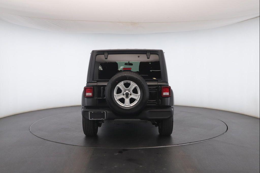 used 2022 Jeep Wrangler Unlimited car, priced at $24,900