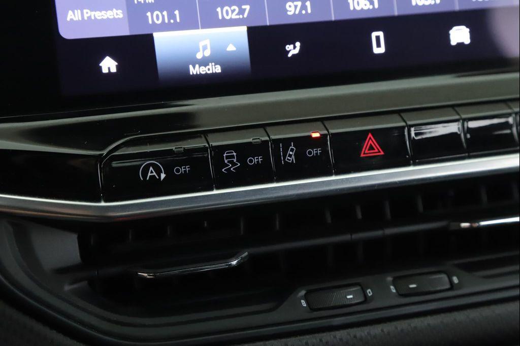 used 2024 Jeep Compass car, priced at $22,900