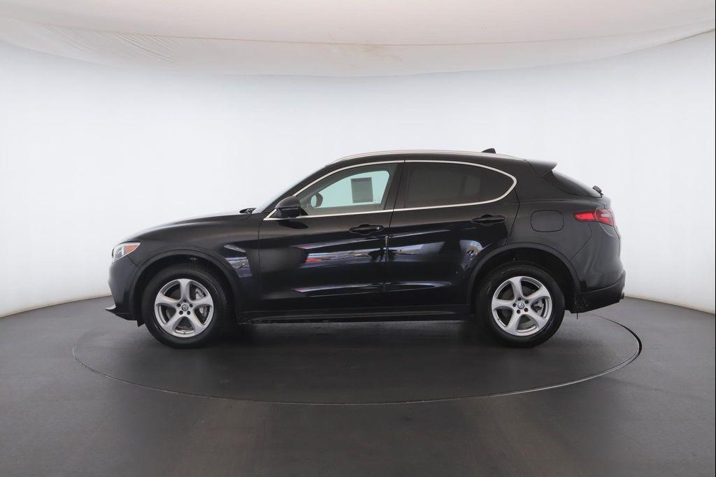 used 2018 Alfa Romeo Stelvio car