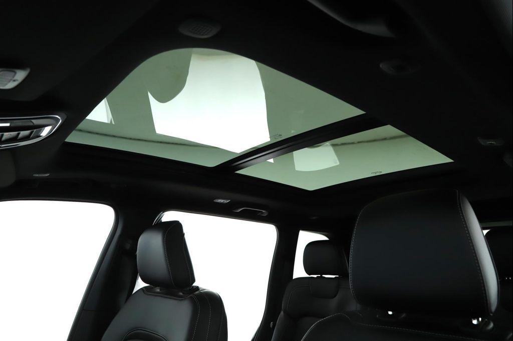 new 2026 Jeep Grand Cherokee car, priced at $49,533