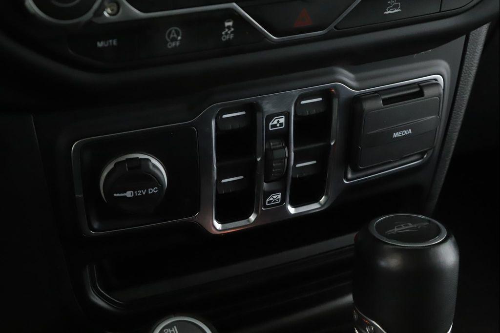 used 2022 Jeep Gladiator car, priced at $32,900