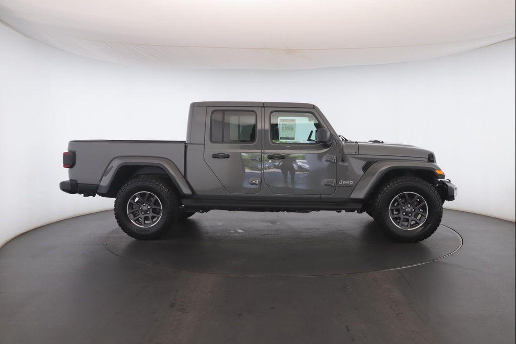 used 2022 Jeep Gladiator car, priced at $32,900