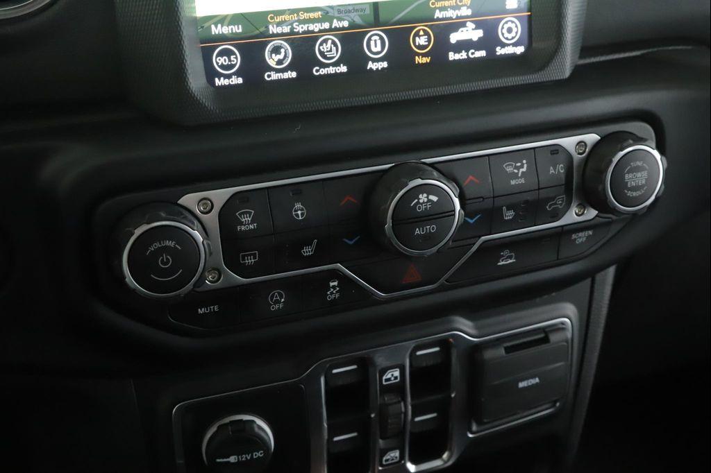 used 2022 Jeep Gladiator car, priced at $32,900