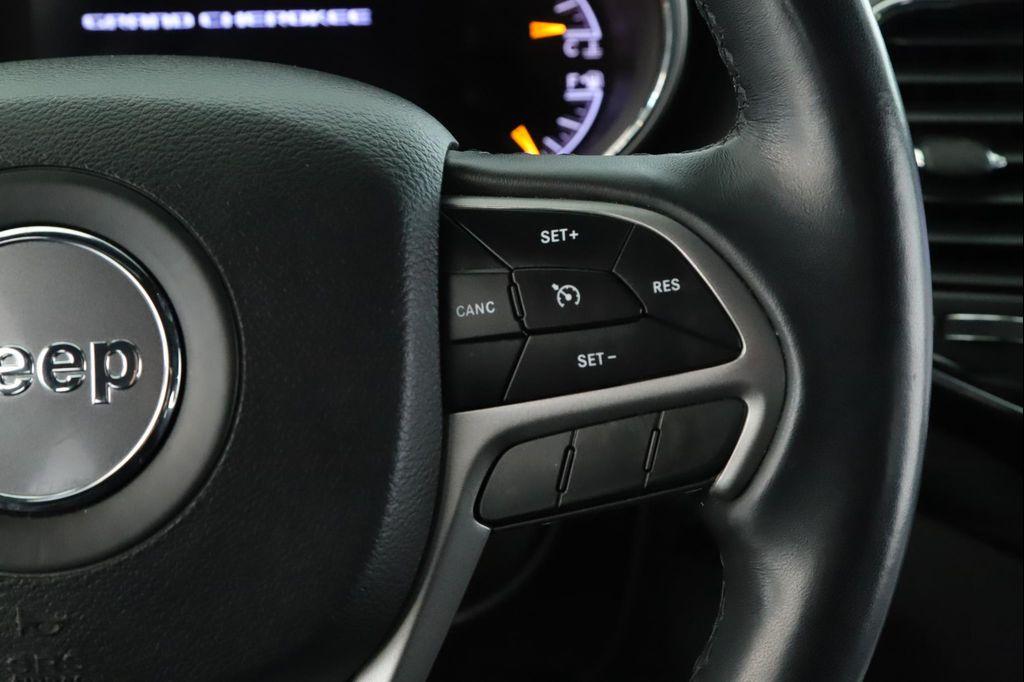 used 2021 Jeep Grand Cherokee car, priced at $25,900