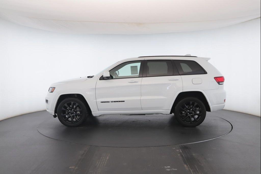 used 2021 Jeep Grand Cherokee car, priced at $25,900