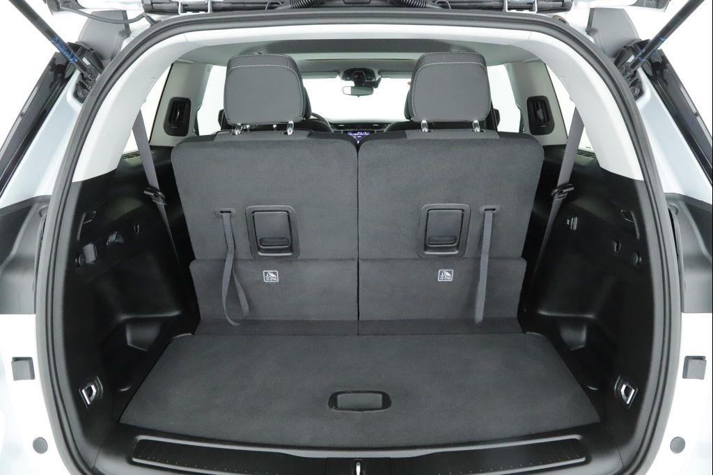 used 2023 Jeep Grand Cherokee L car, priced at $31,900