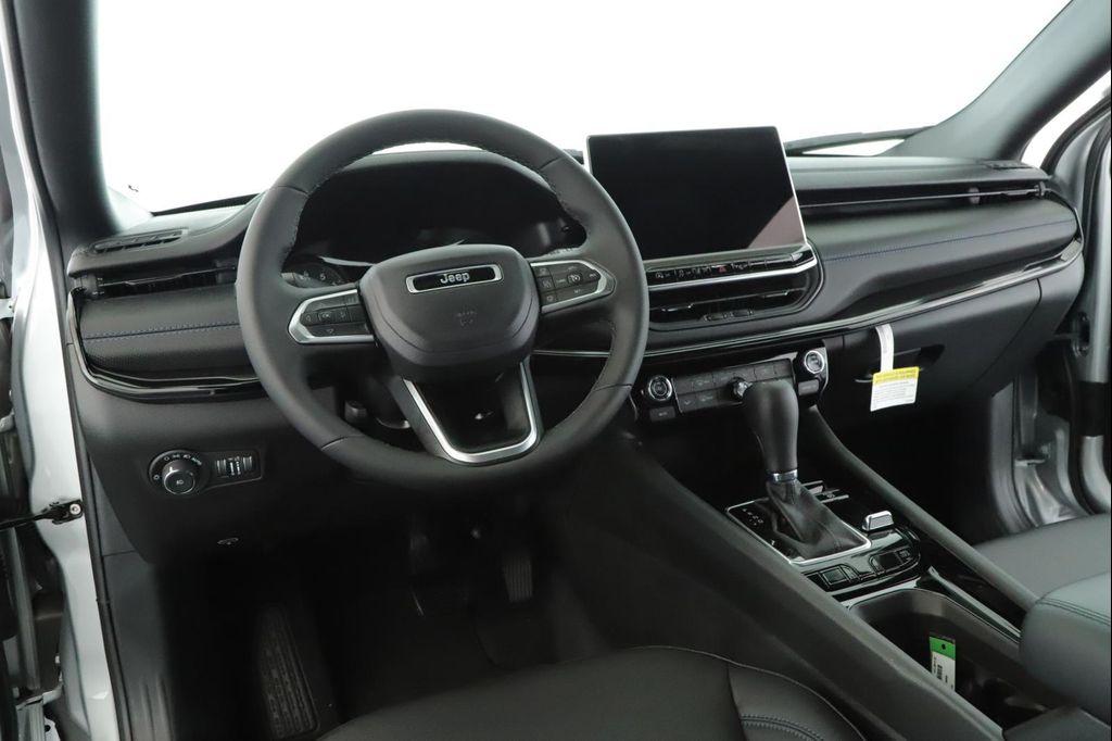 new 2026 Jeep Compass car, priced at $36,381