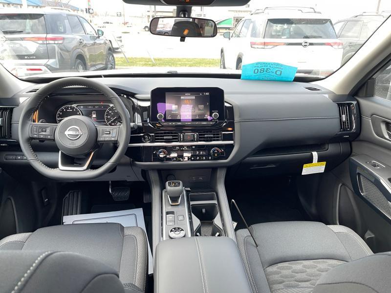 new 2025 Nissan Pathfinder car, priced at $41,809