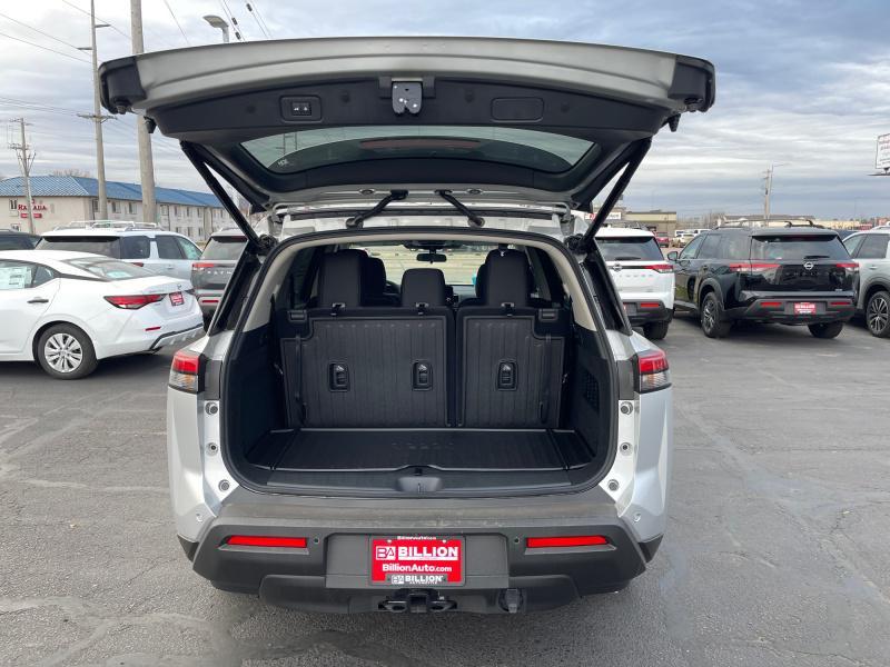 new 2025 Nissan Pathfinder car, priced at $41,809